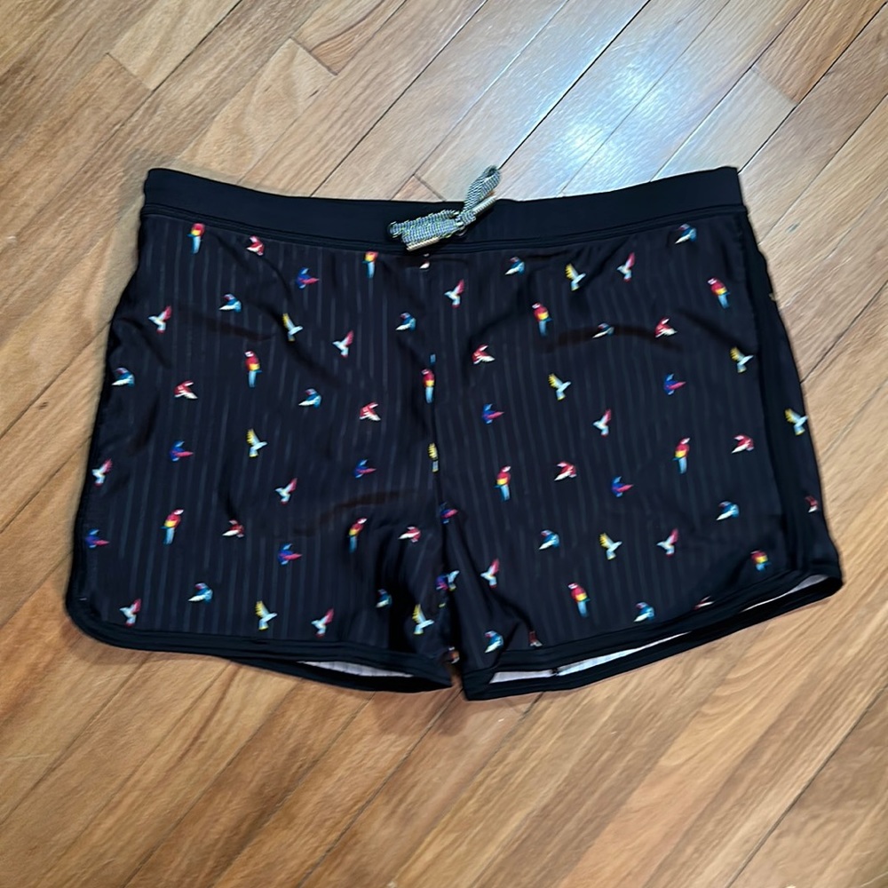 MENS SWIM TRUNKS W/ PARROT DESIGN